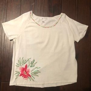 White Short Sleeve Sweater with Floral Embroidery